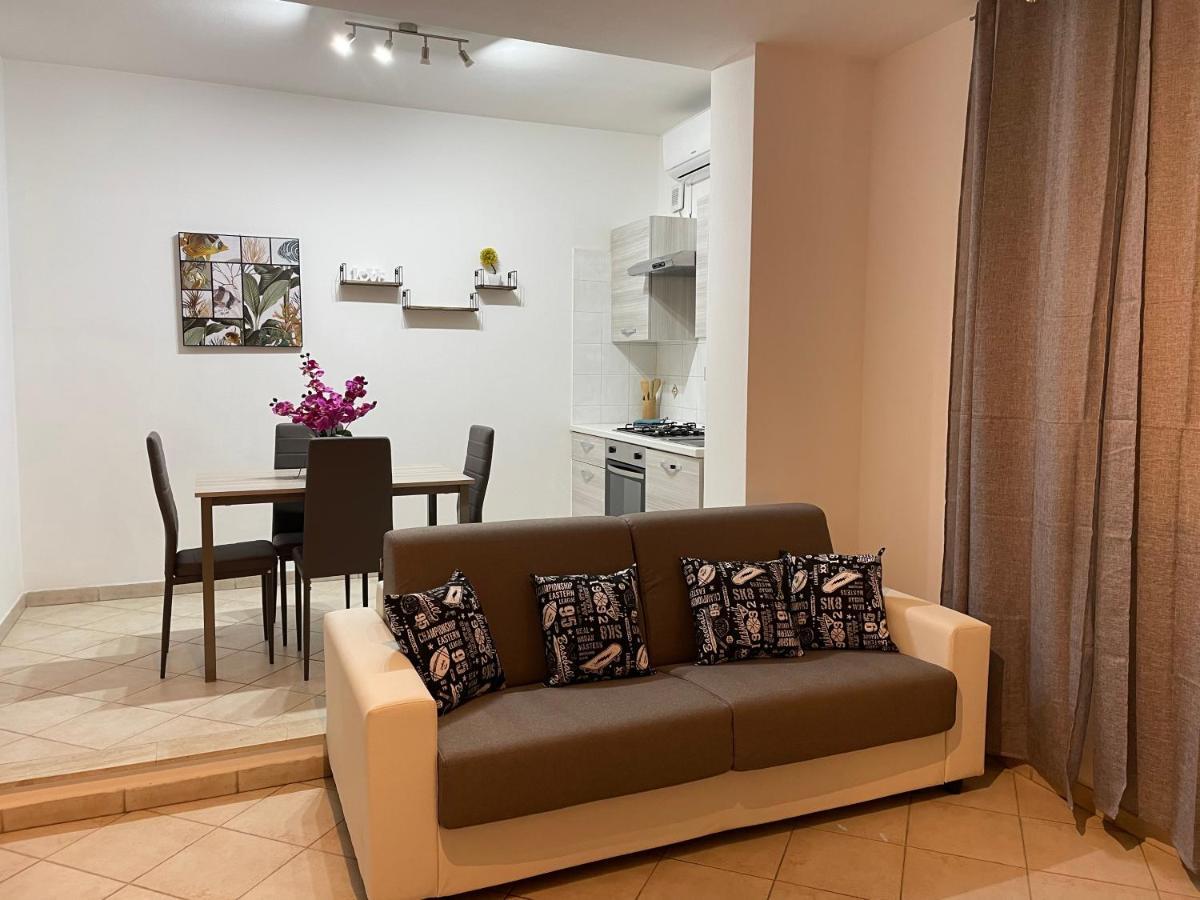 Civico 2 Apartment Sassari Exterior photo