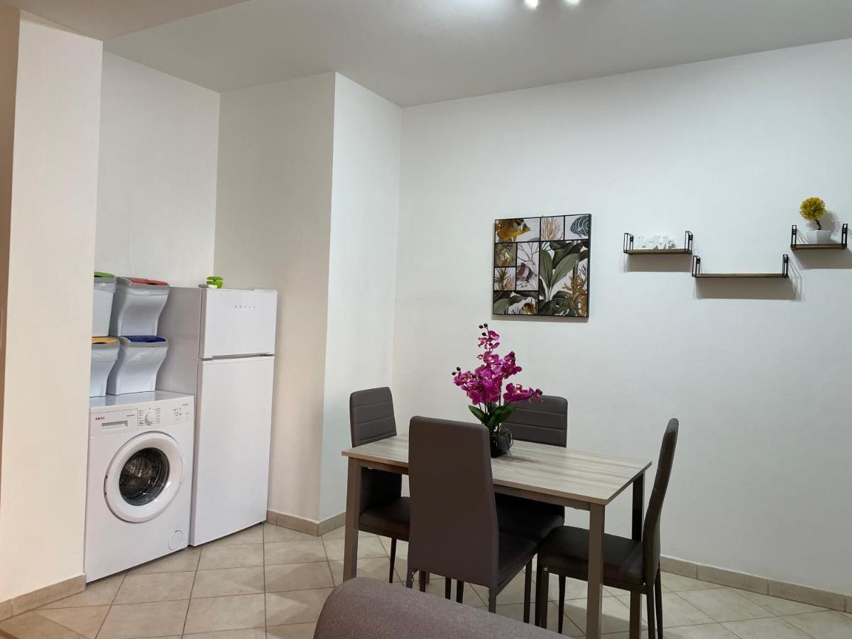 Civico 2 Apartment Sassari Exterior photo